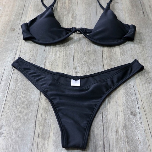 Black padded underwire bikini - Picture 4 of 6